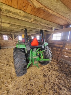 2023 John Deere 4066M Image 5