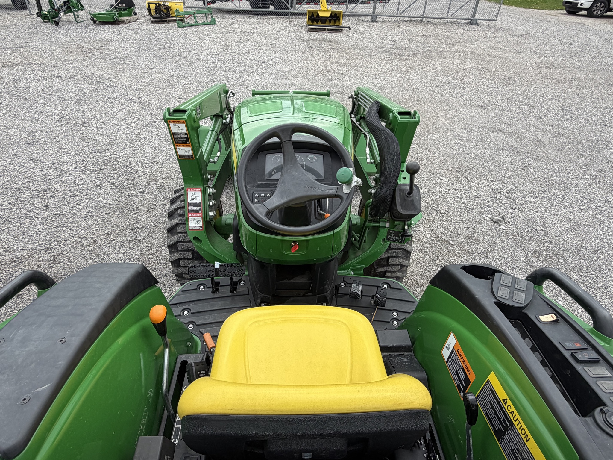 2023 John Deere 4066M Image 13