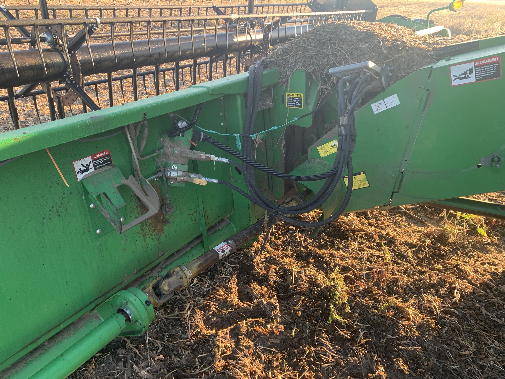 2001 John Deere 925 Image 4