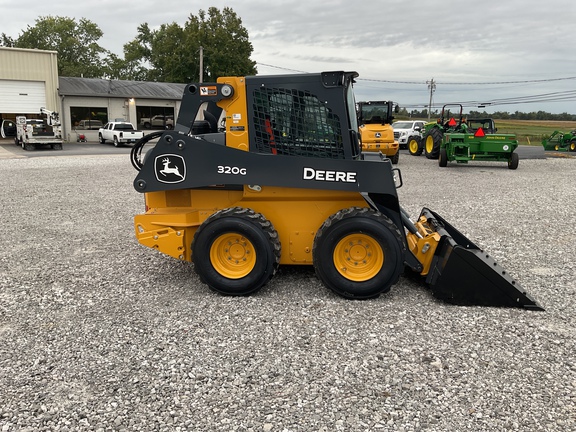 Photo of 2024 John Deere 320G