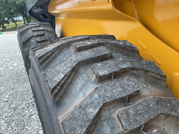 Photo of 2024 John Deere 320G