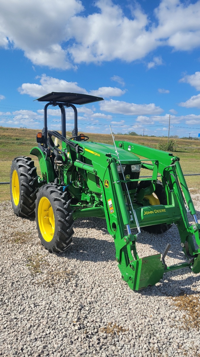 2022 John Deere 5055E Image 1