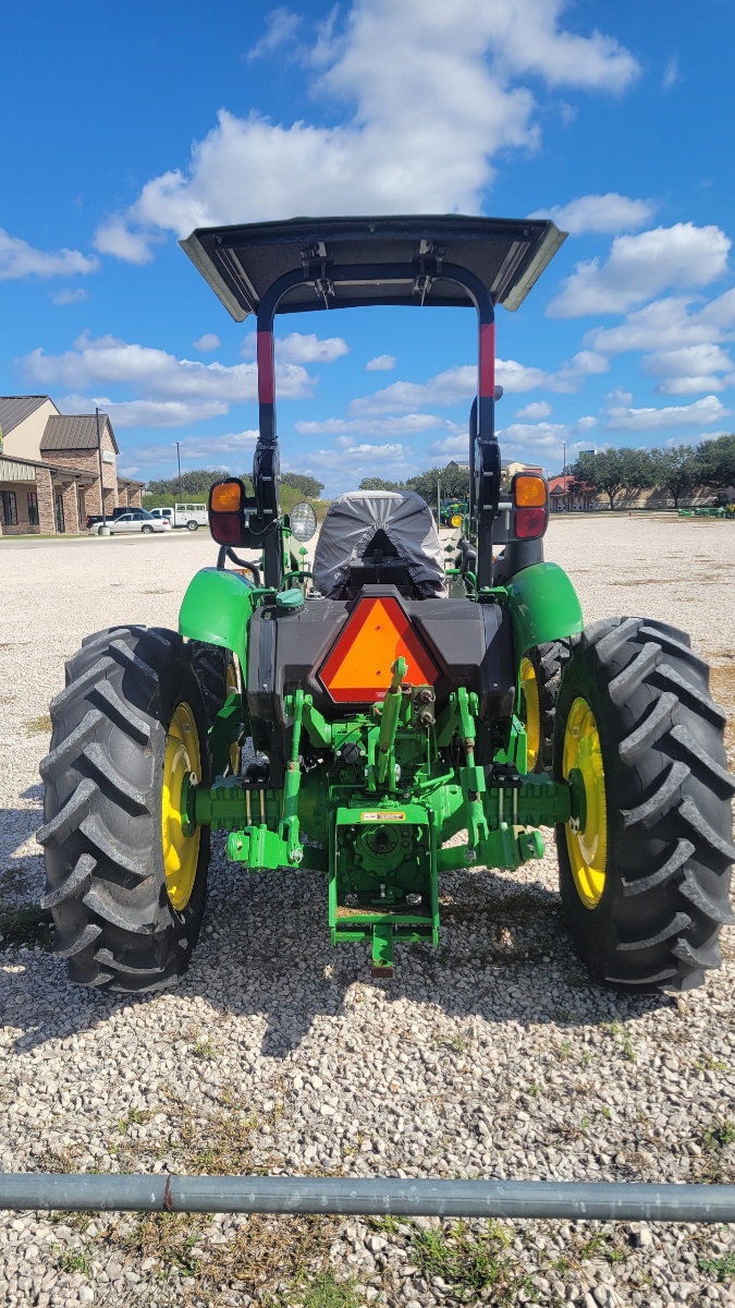 2022 John Deere 5055E Image 4