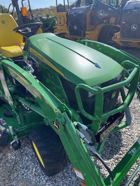 2024 John Deere 1025R Image 1