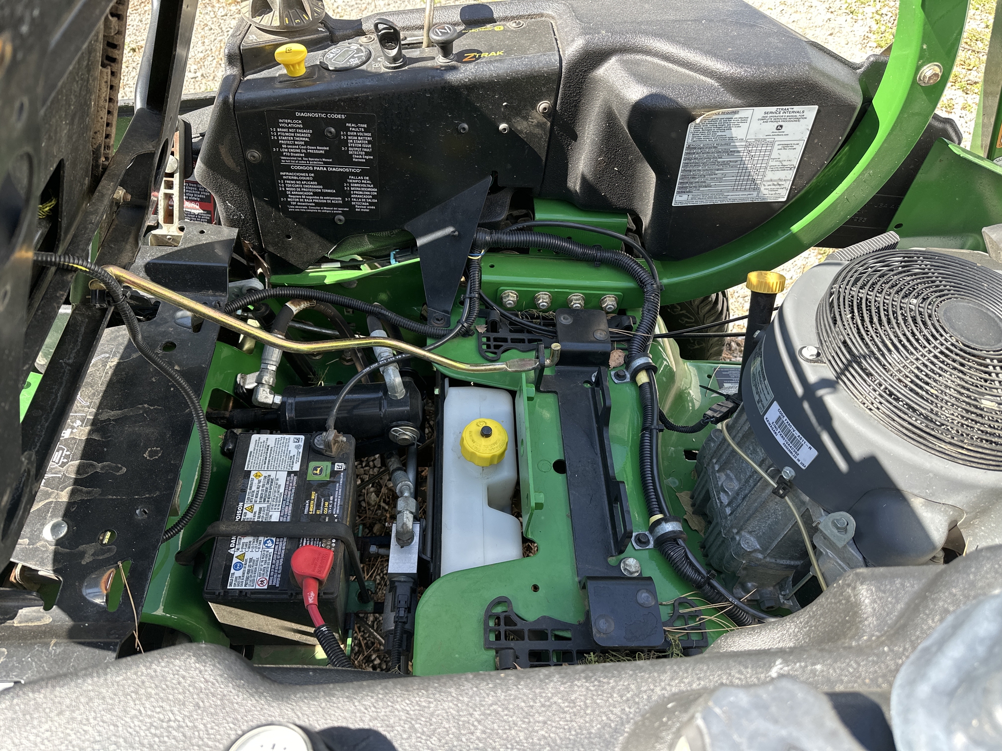2013 John Deere Z930R Image 10