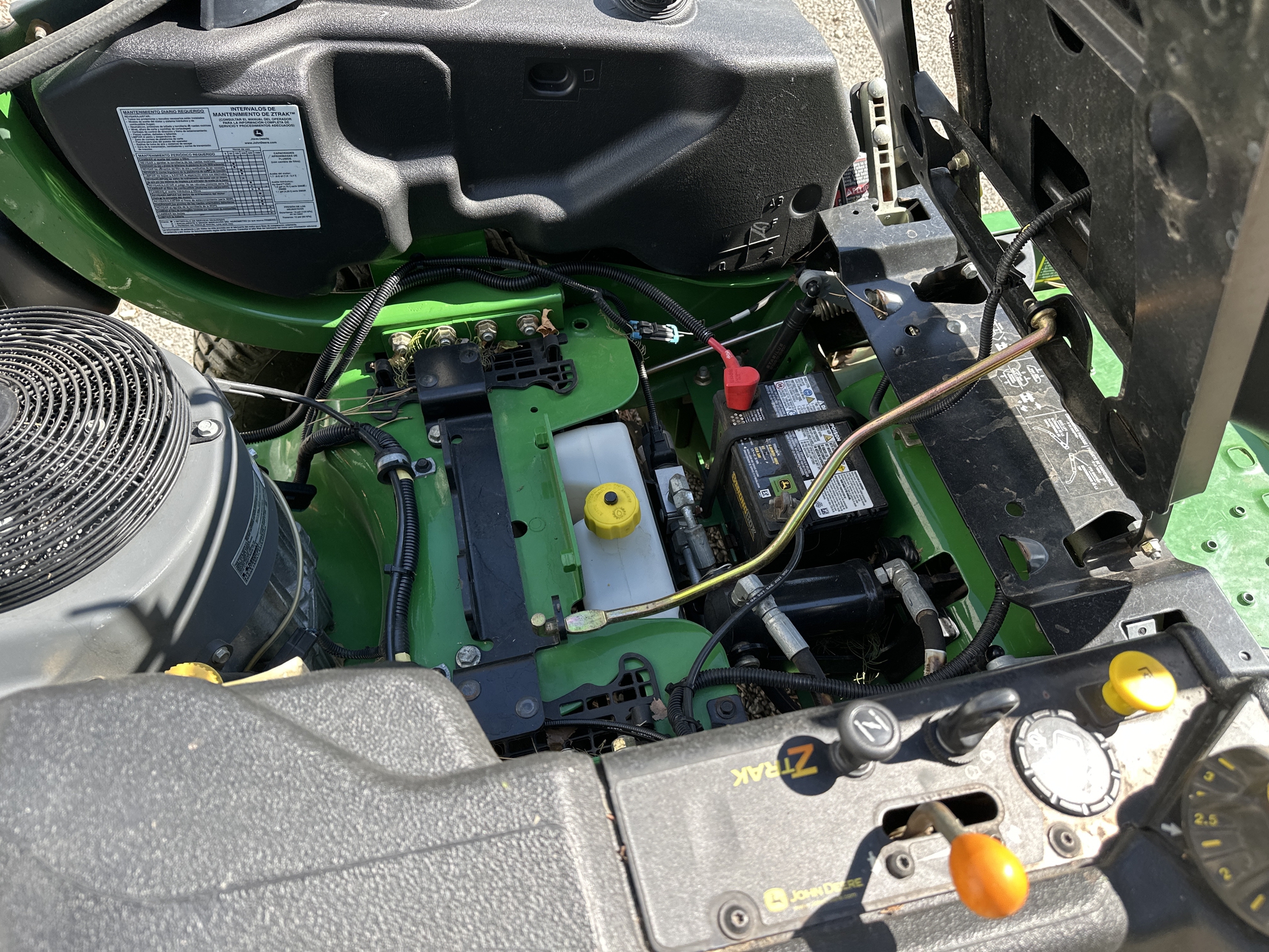 2013 John Deere Z930R Image 11