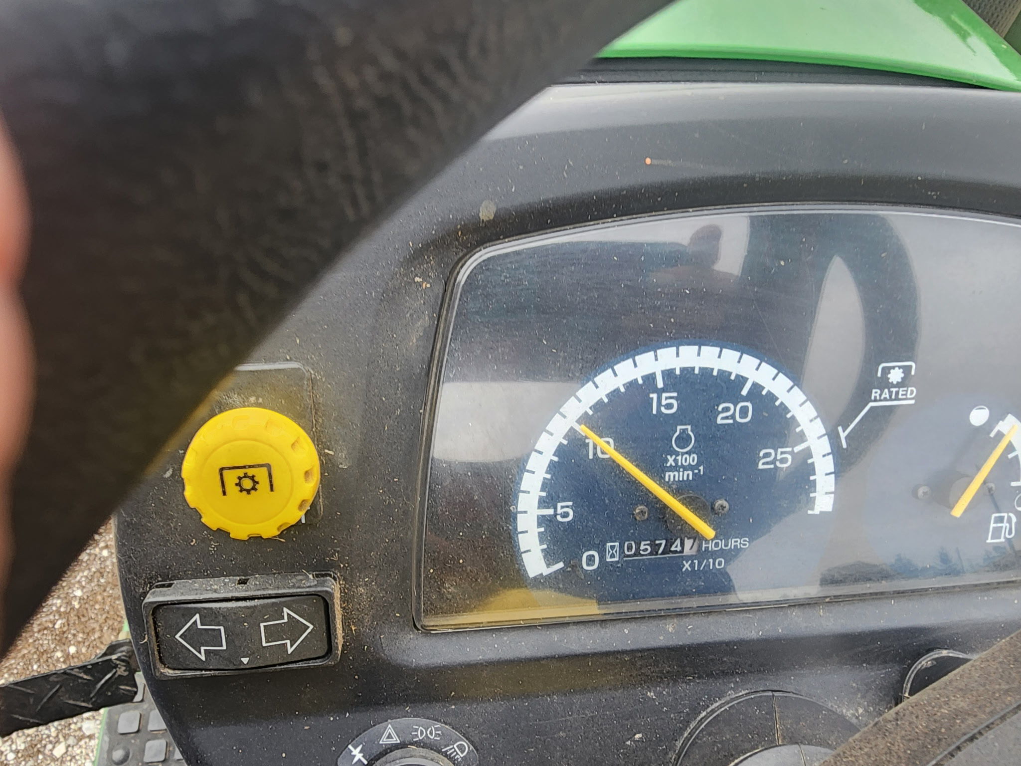 2008 John Deere 2520 Image 7