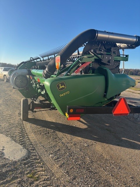 2020 John Deere 745FD Image 3