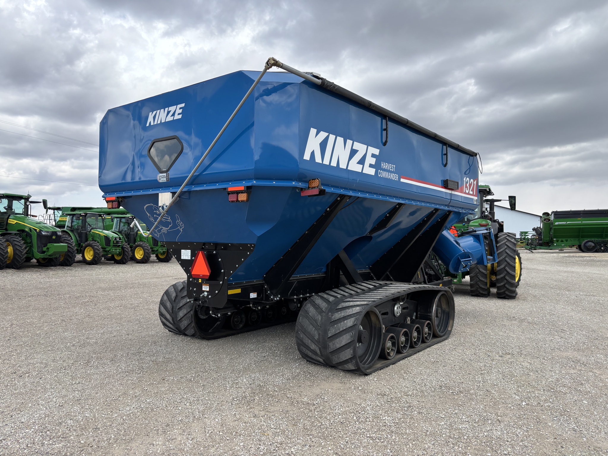 2024 Kinze 1321 at Heritage Tractor in Brimfield, IL