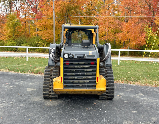 2023 John-Deere 325G