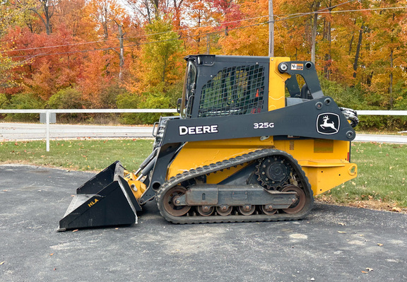 2023 John-Deere 325G