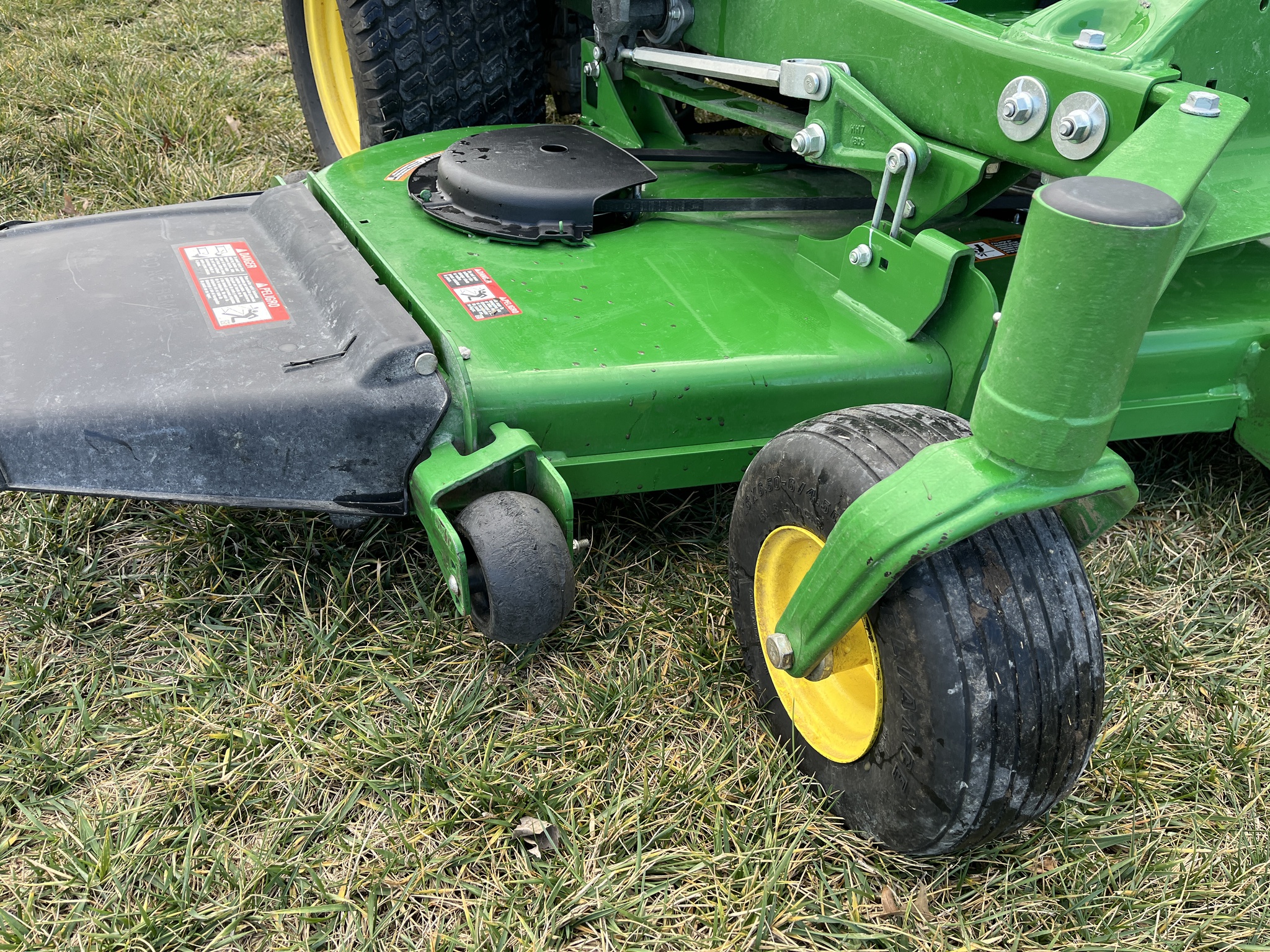  2024 John Deere Z970R at Heritage Tractor in Adrian, MO