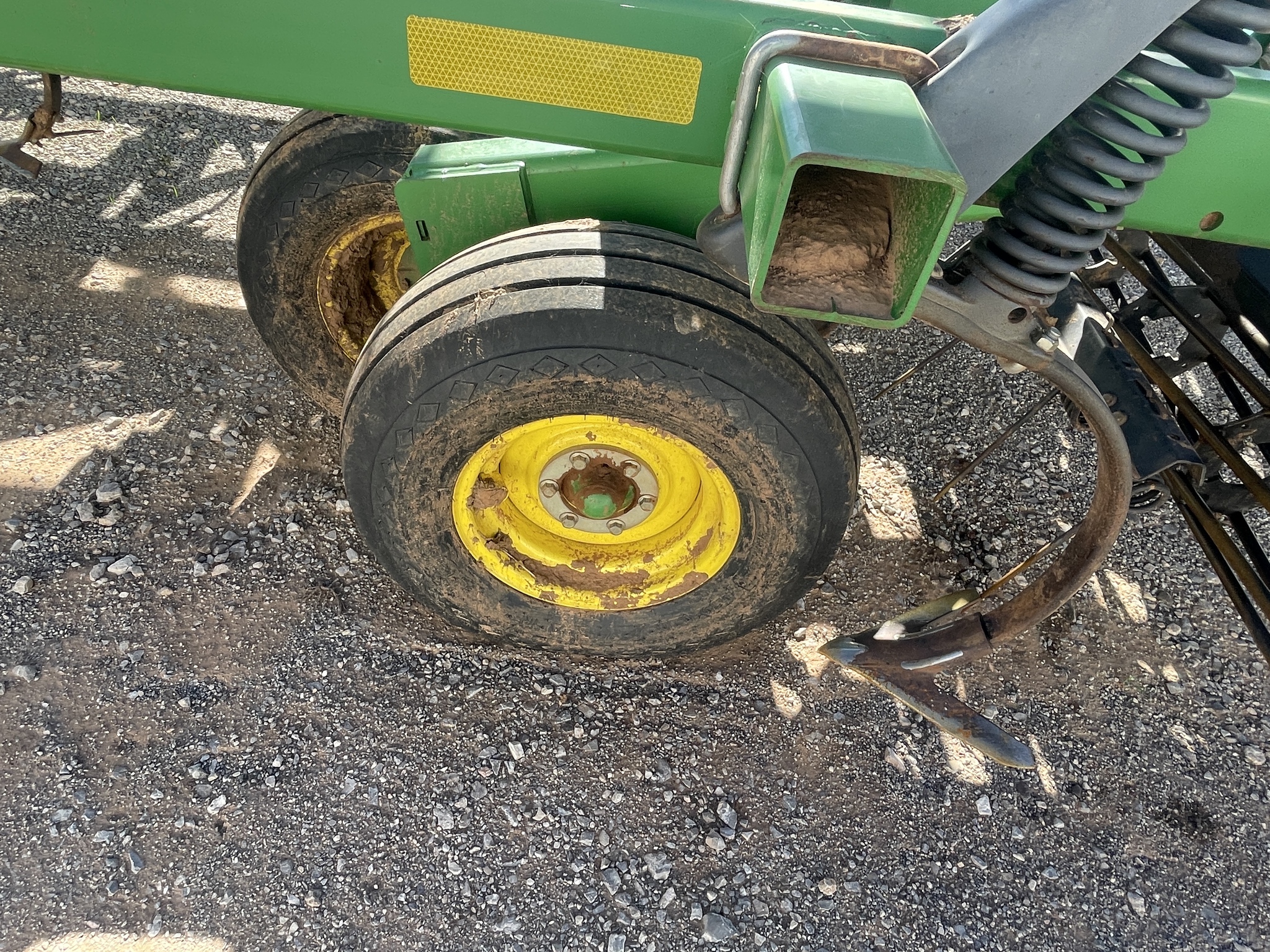 2009 John Deere 730 Image 19