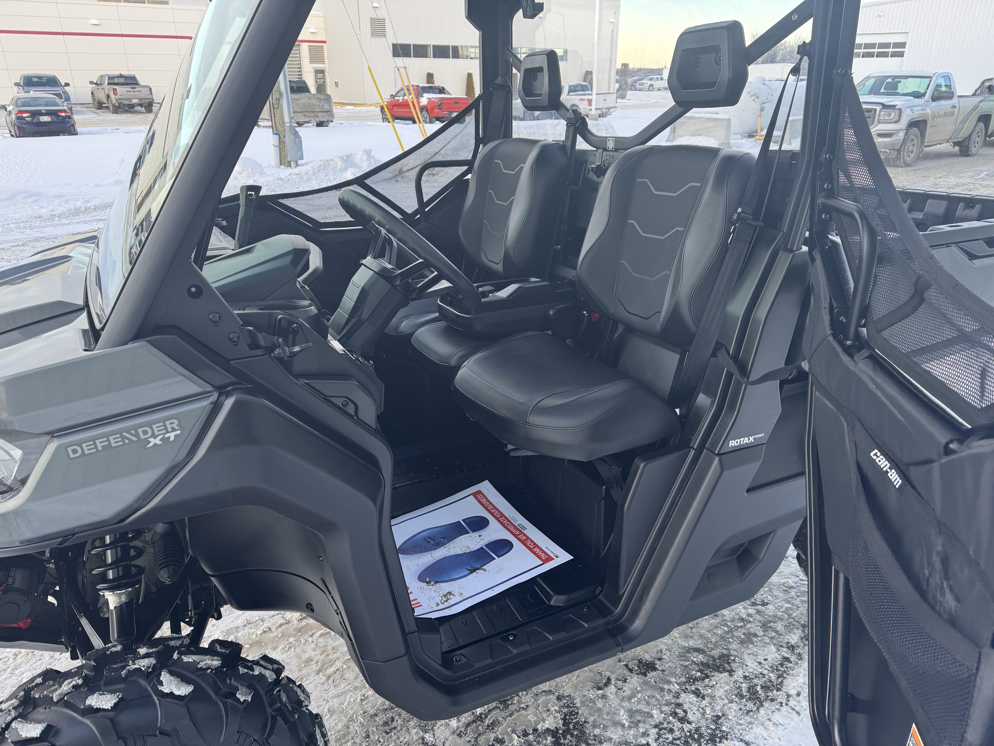 2023 Can-Am Defender HD10 XT Image 6