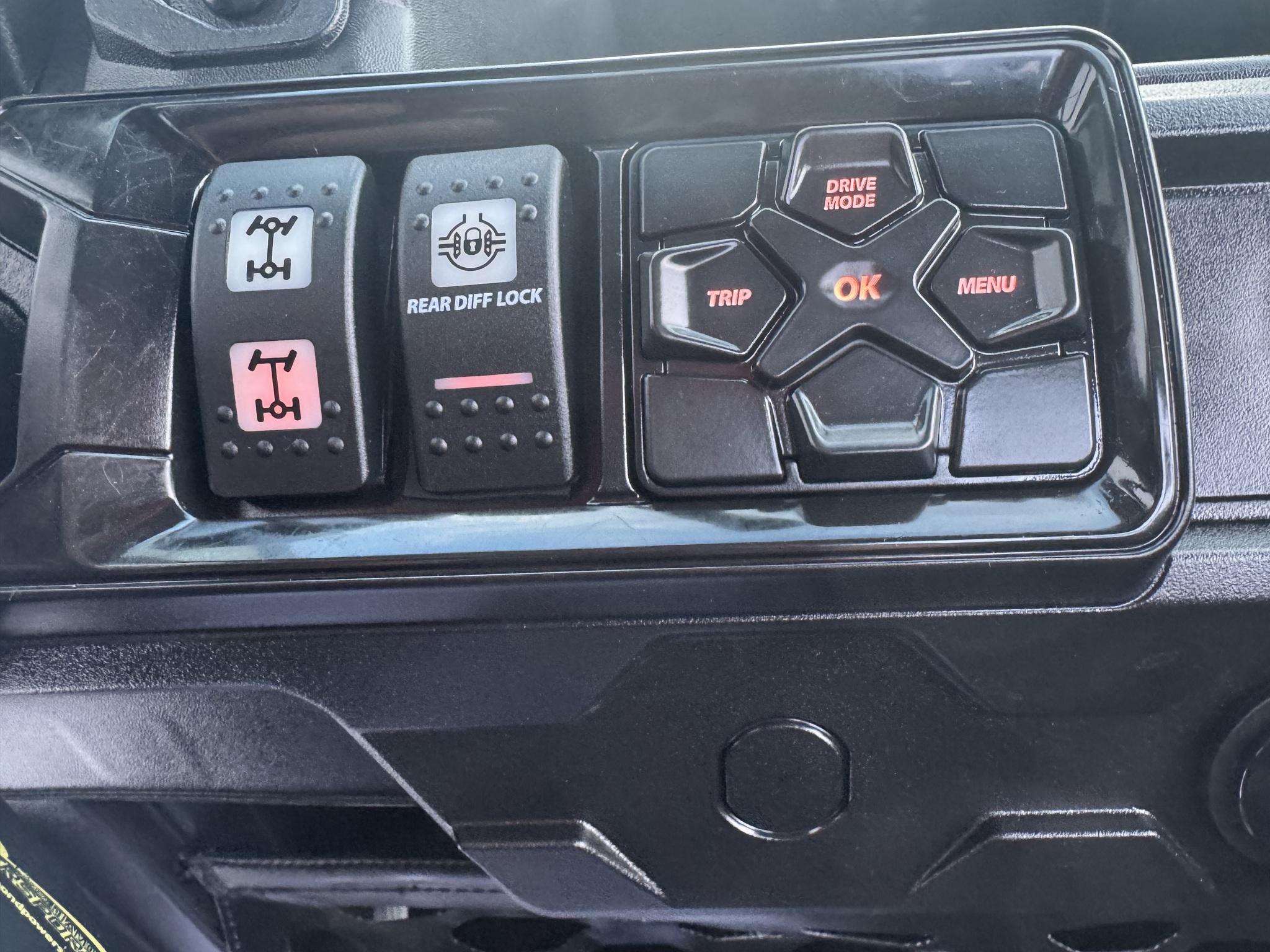 2023 Can-Am Defender HD10 XT Image 11