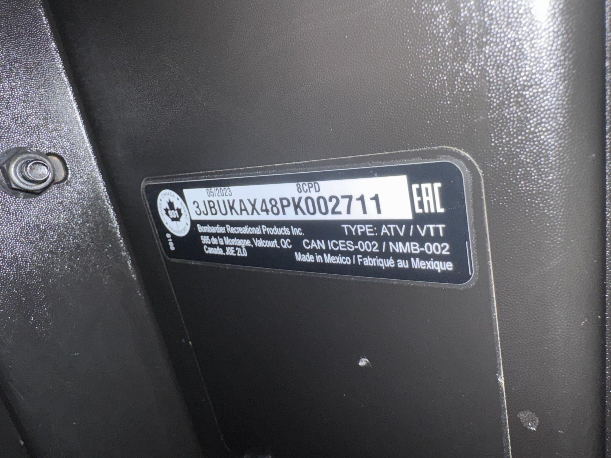 2023 Can-Am Defender HD10 XT Image 13