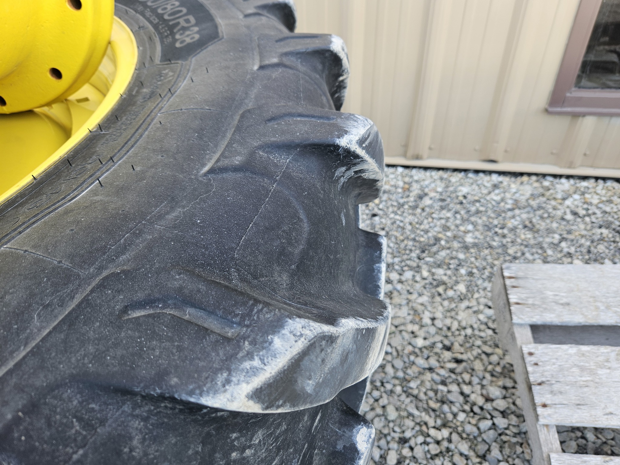  2019 John Deere 380/80R/38 R1W at Heritage Tractor in Lexington, IL