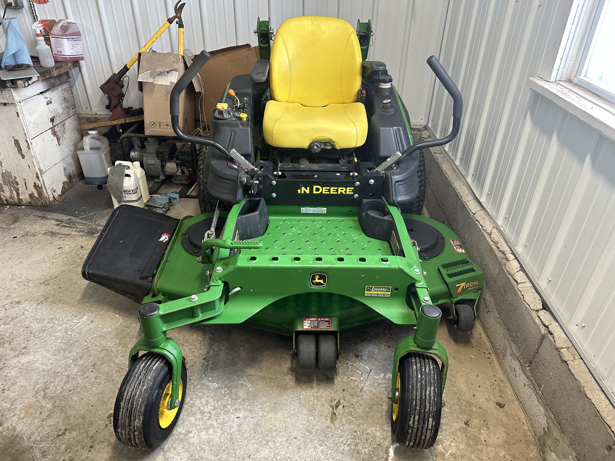 2013 John Deere Z920M Image 3