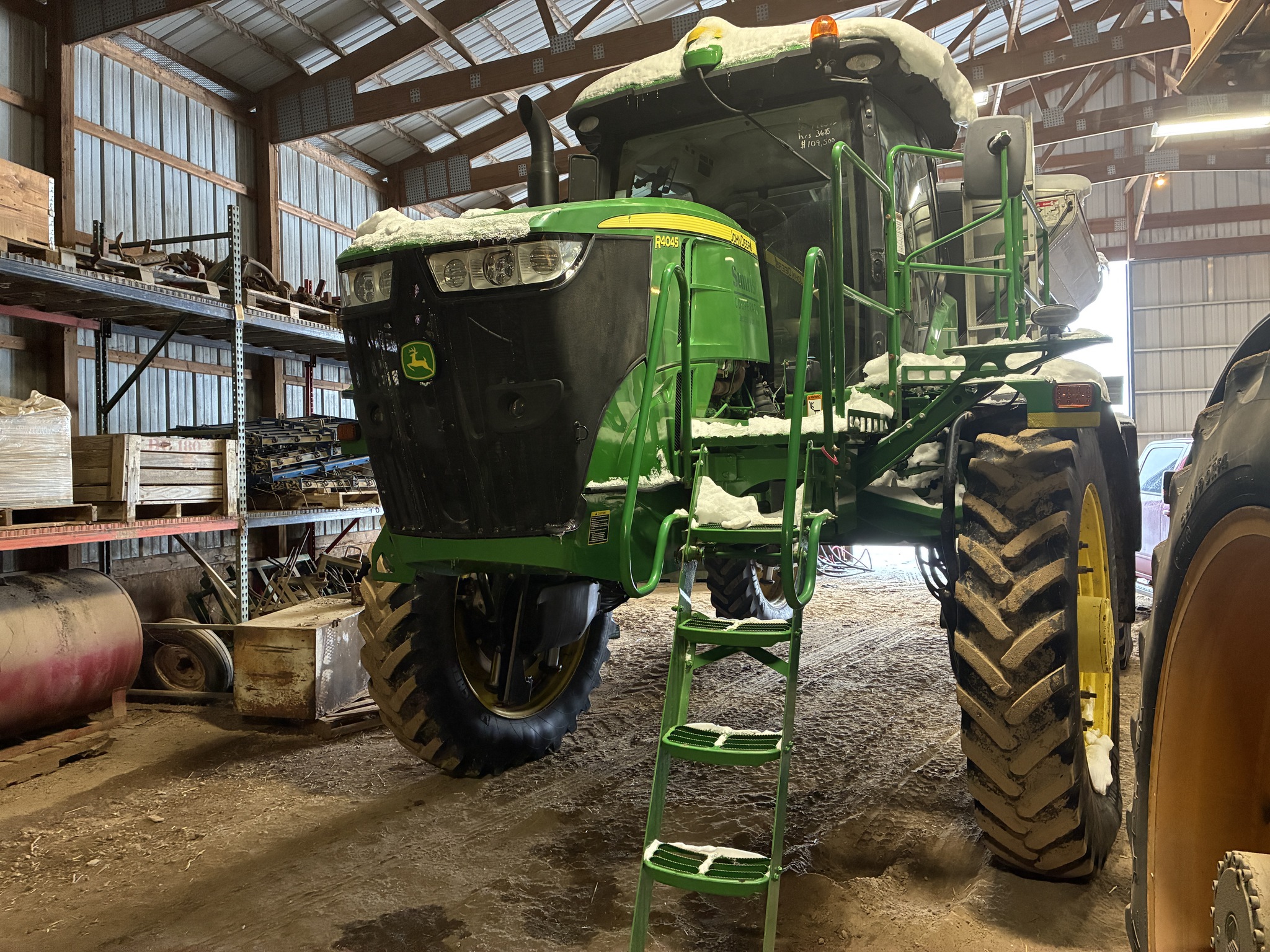 2017 John Deere R4045 Image 2