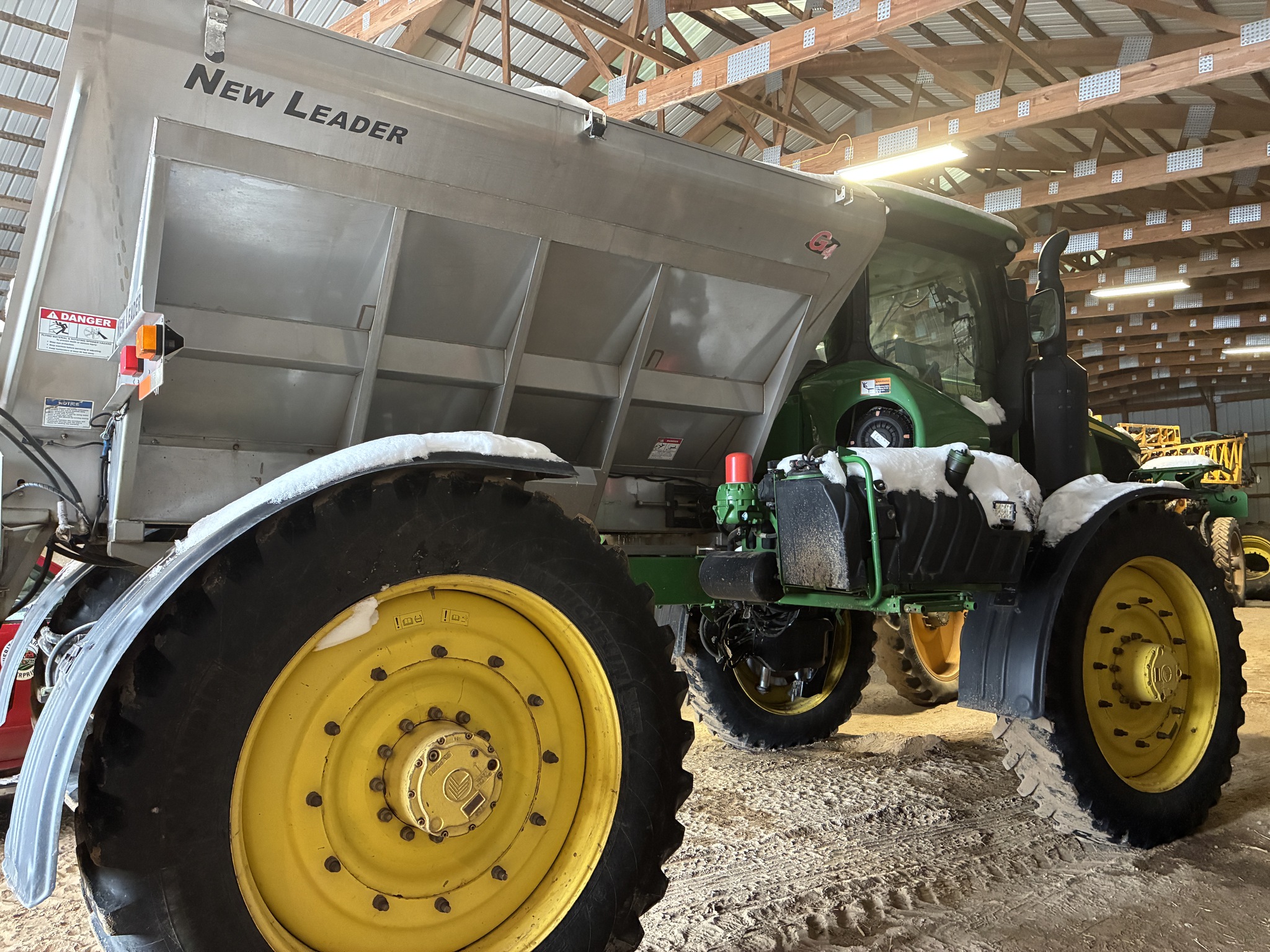 2017 John Deere R4045 Image 7