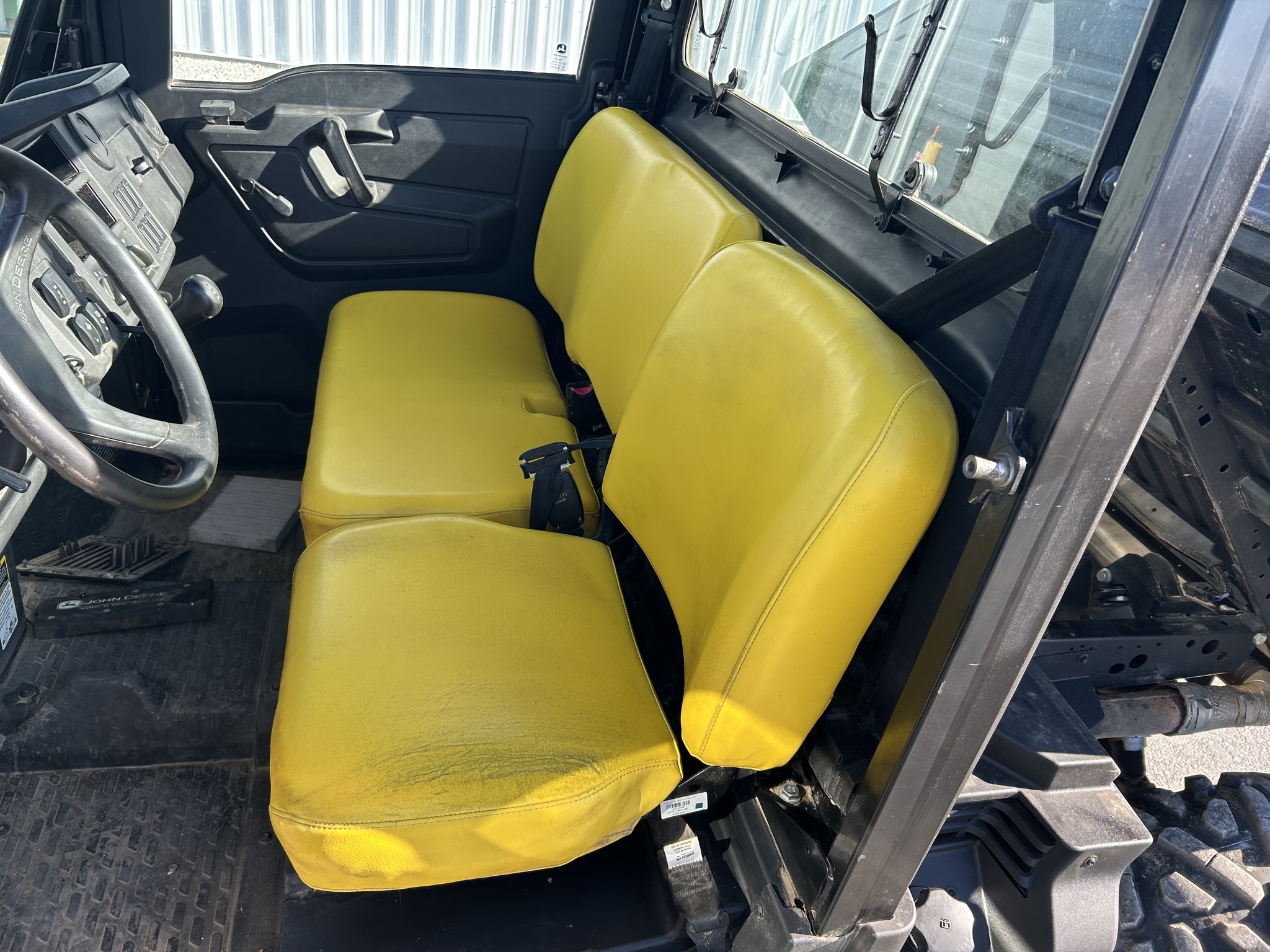  2020 John Deere XUV 835M at Heritage Tractor in Joplin, MO