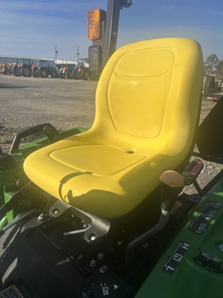 2024 John Deere 1023E Photo 6