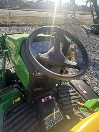 2024 John Deere 1023E Photo 7