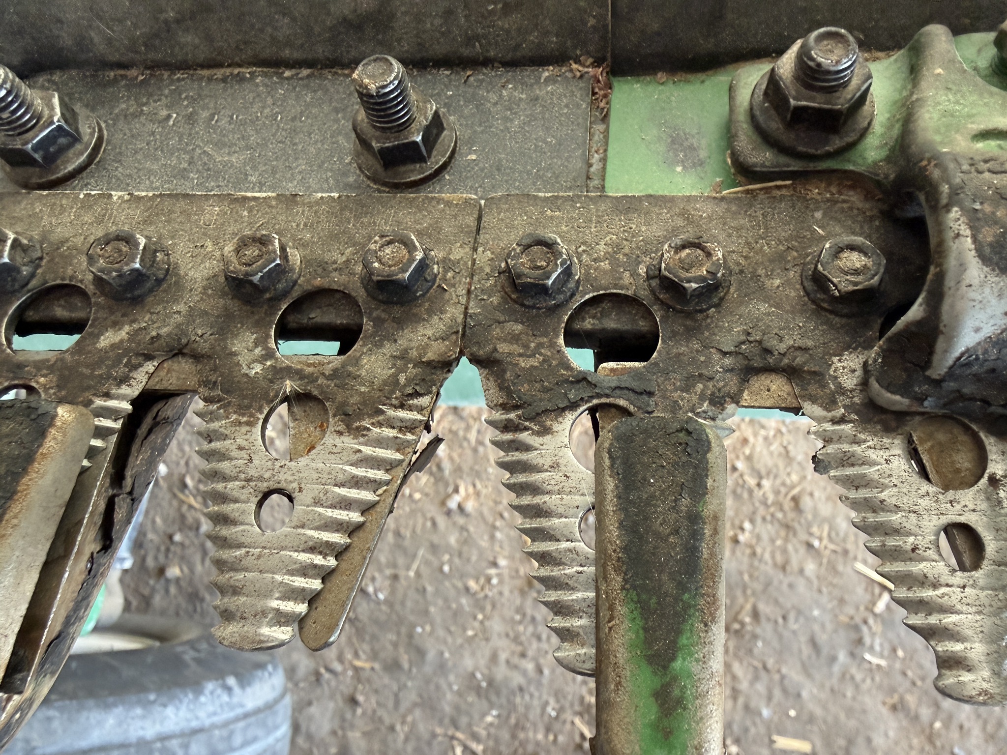 2013 John Deere 640FD Image 3