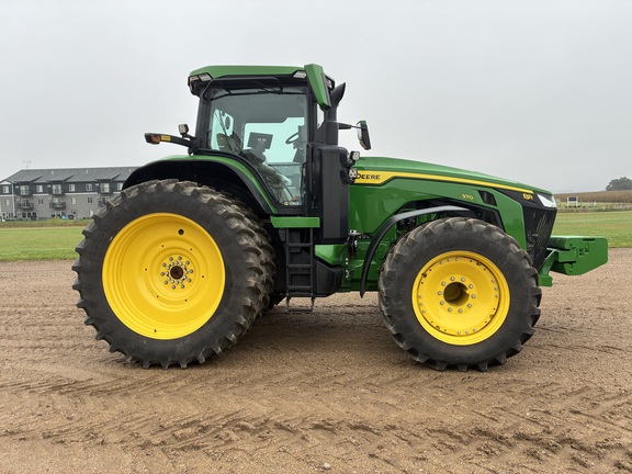 2025 John Deere 8R 370 - Photo4