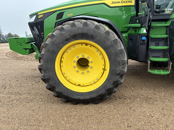 2025 John Deere 8R 370 - Photo9
