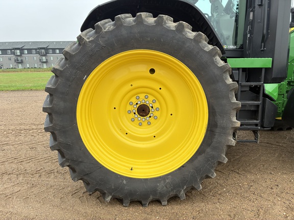 2025 John Deere 8R 370 - Photo17