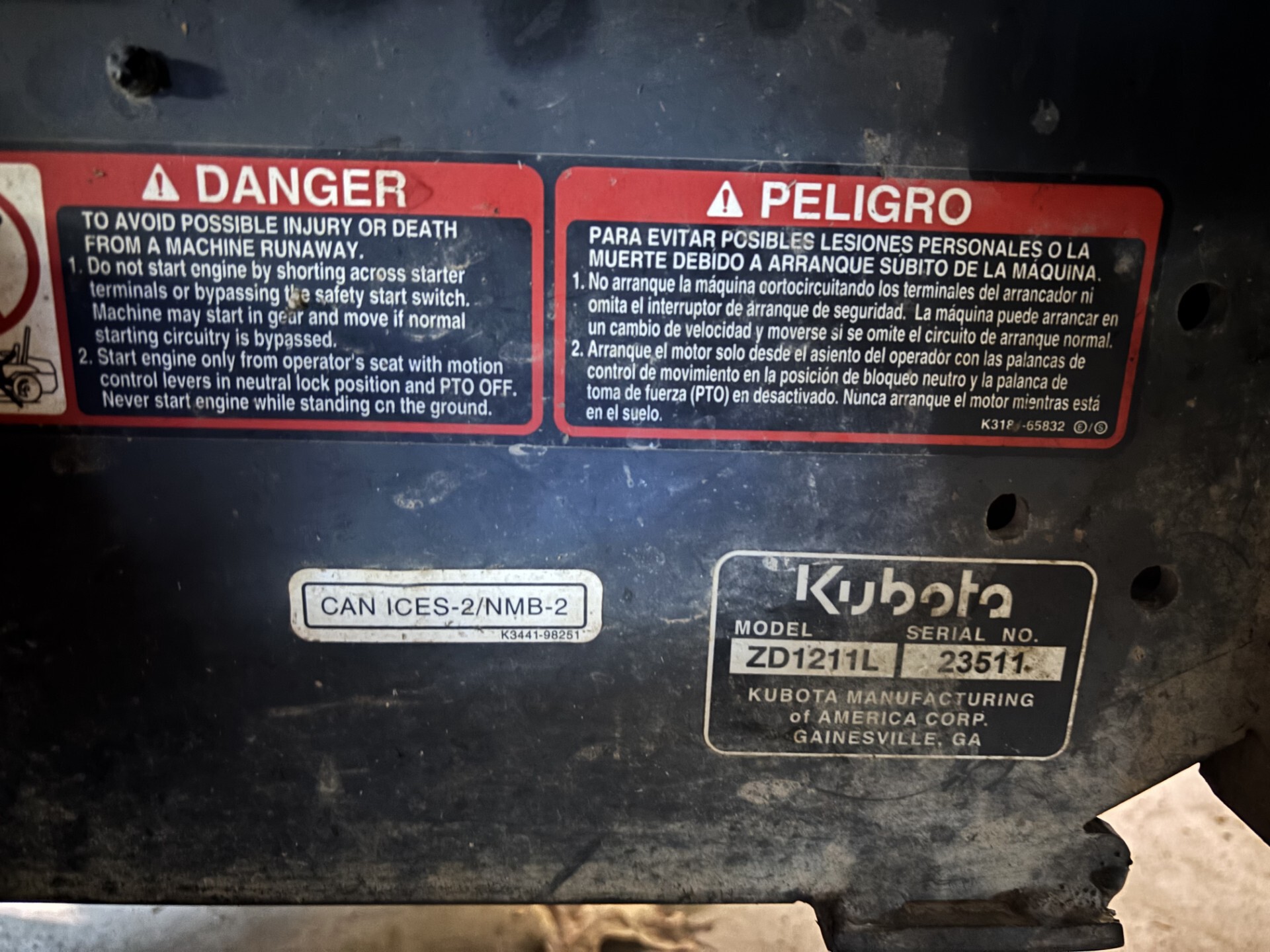 2019 Kubota ZD1211 Image 7