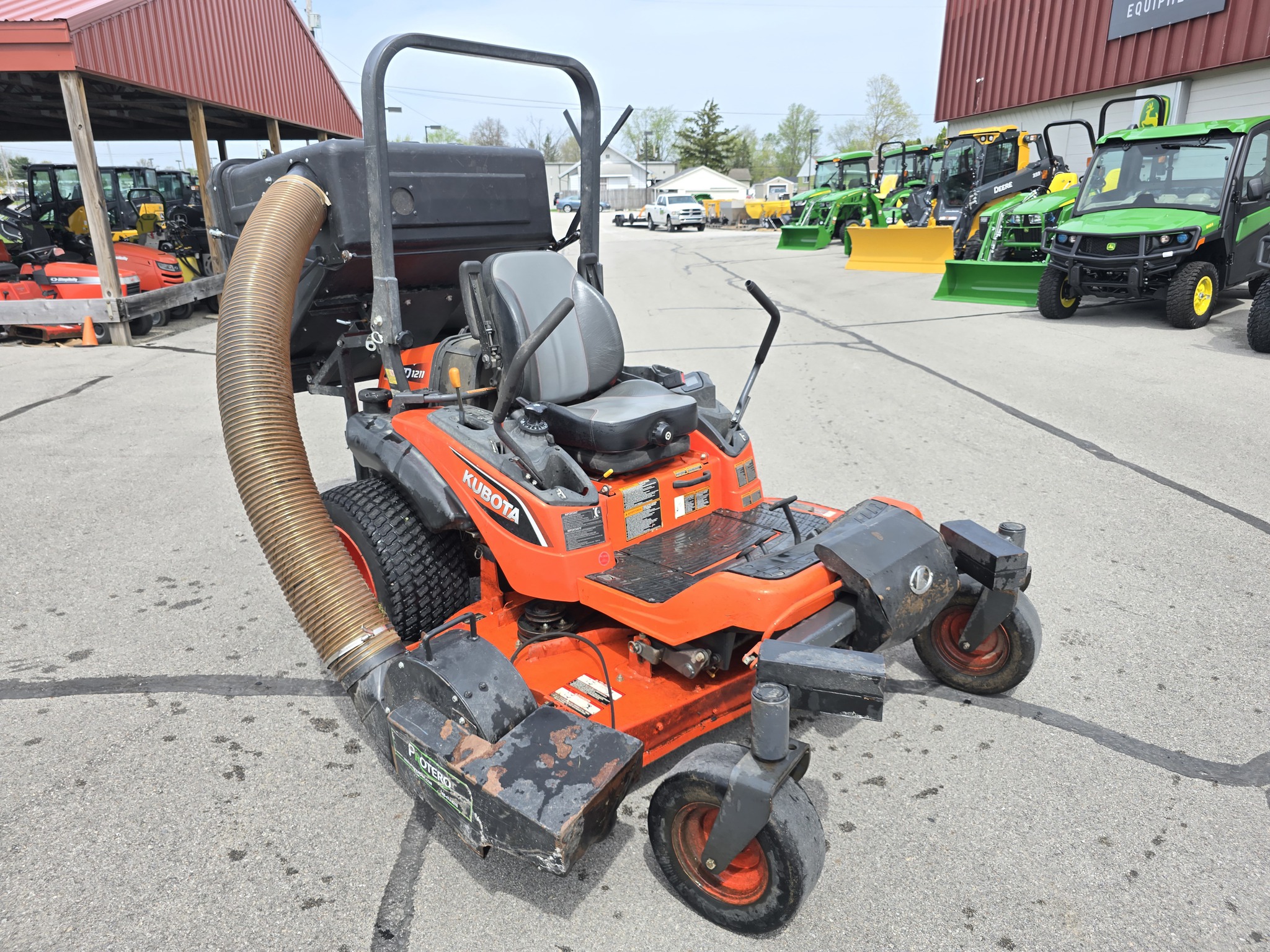 2019 Kubota ZD1211 Image 1