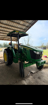2019 John Deere 5065E Photo 1
