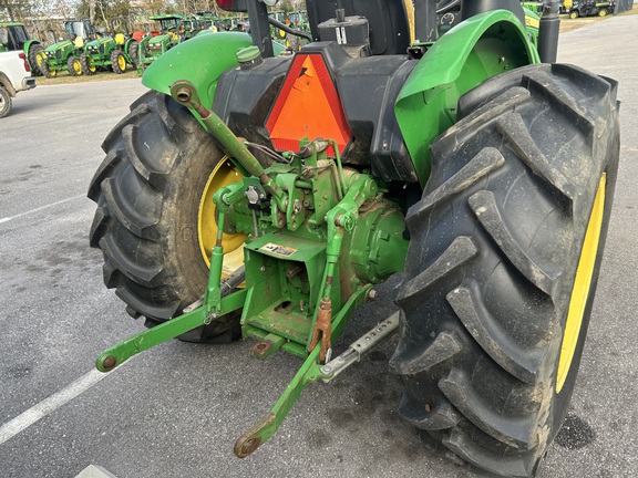 2019 John Deere 5065E Photo 4