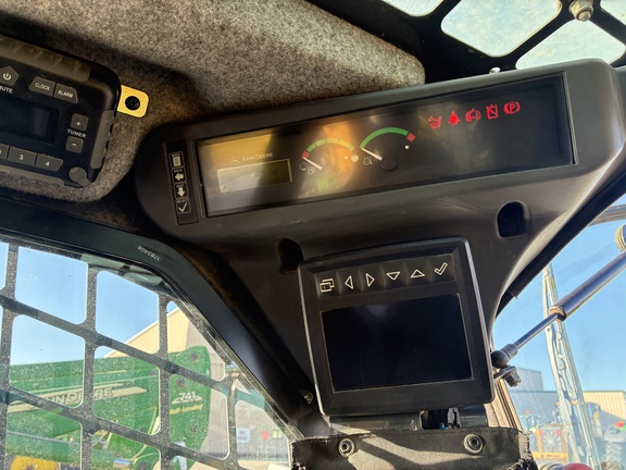 2022 John Deere 333G (4th thumbnail)