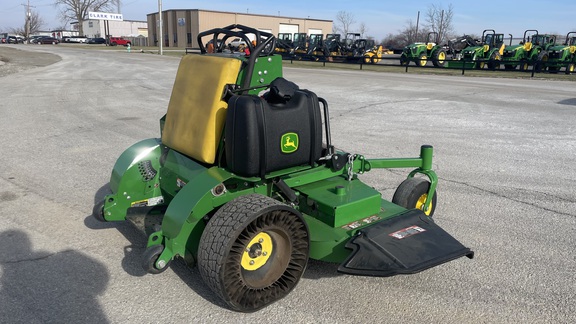 2023 John-Deere 661R