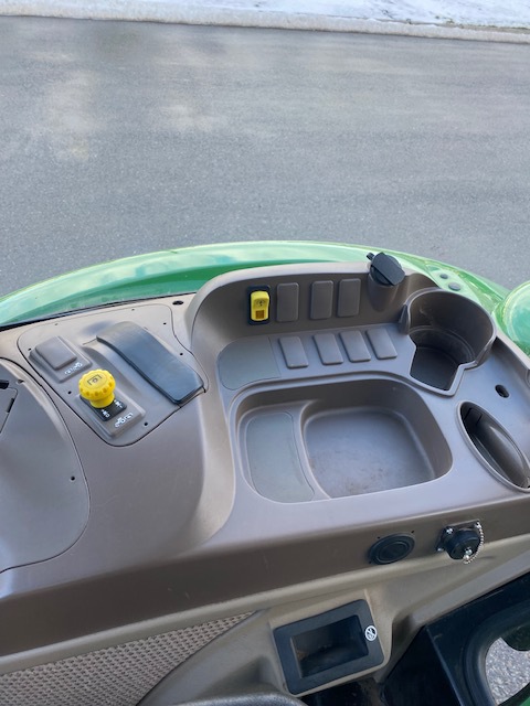 2022 John Deere 5100E Image 13