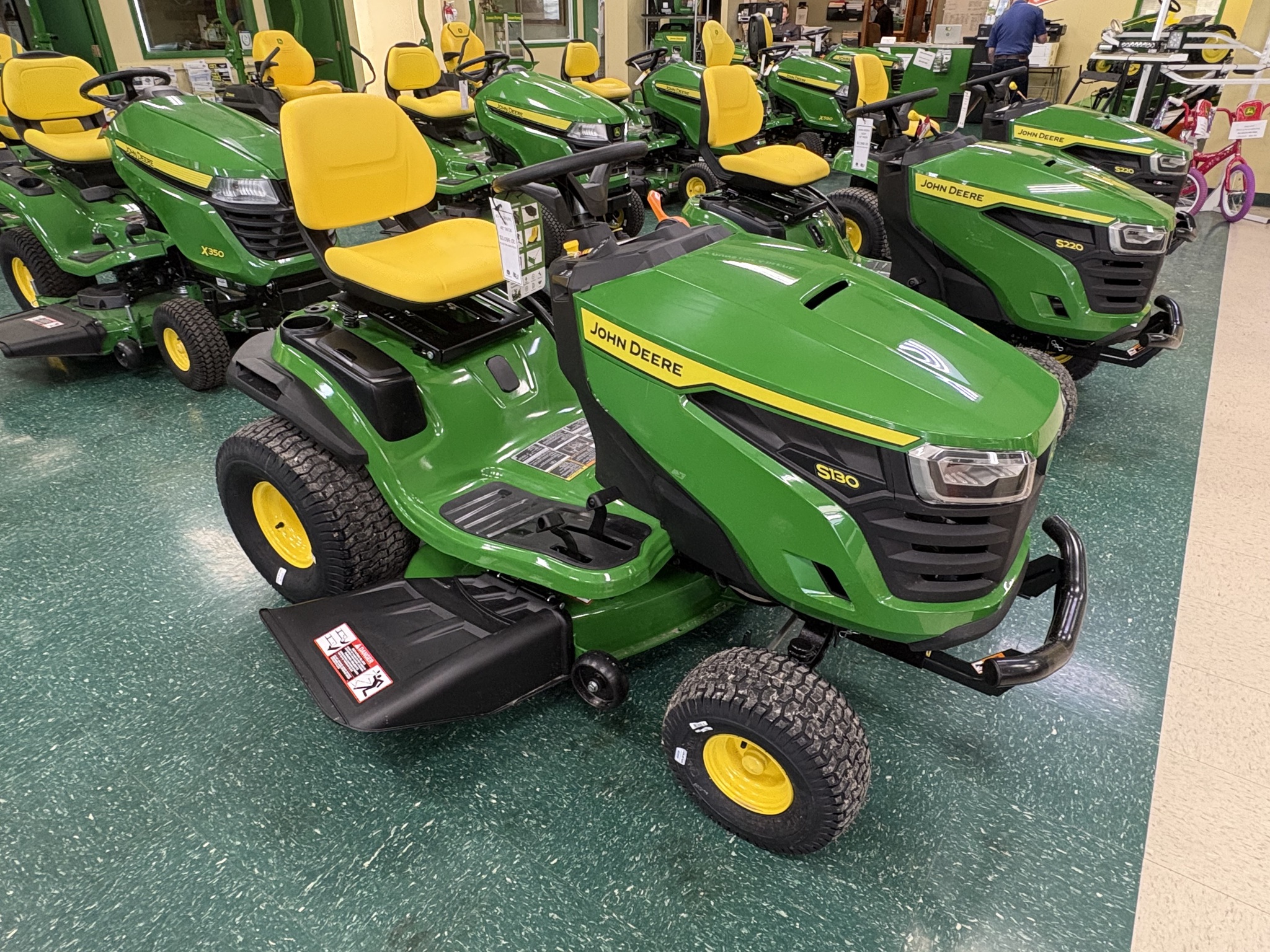 2026 John Deere S130 Image 2