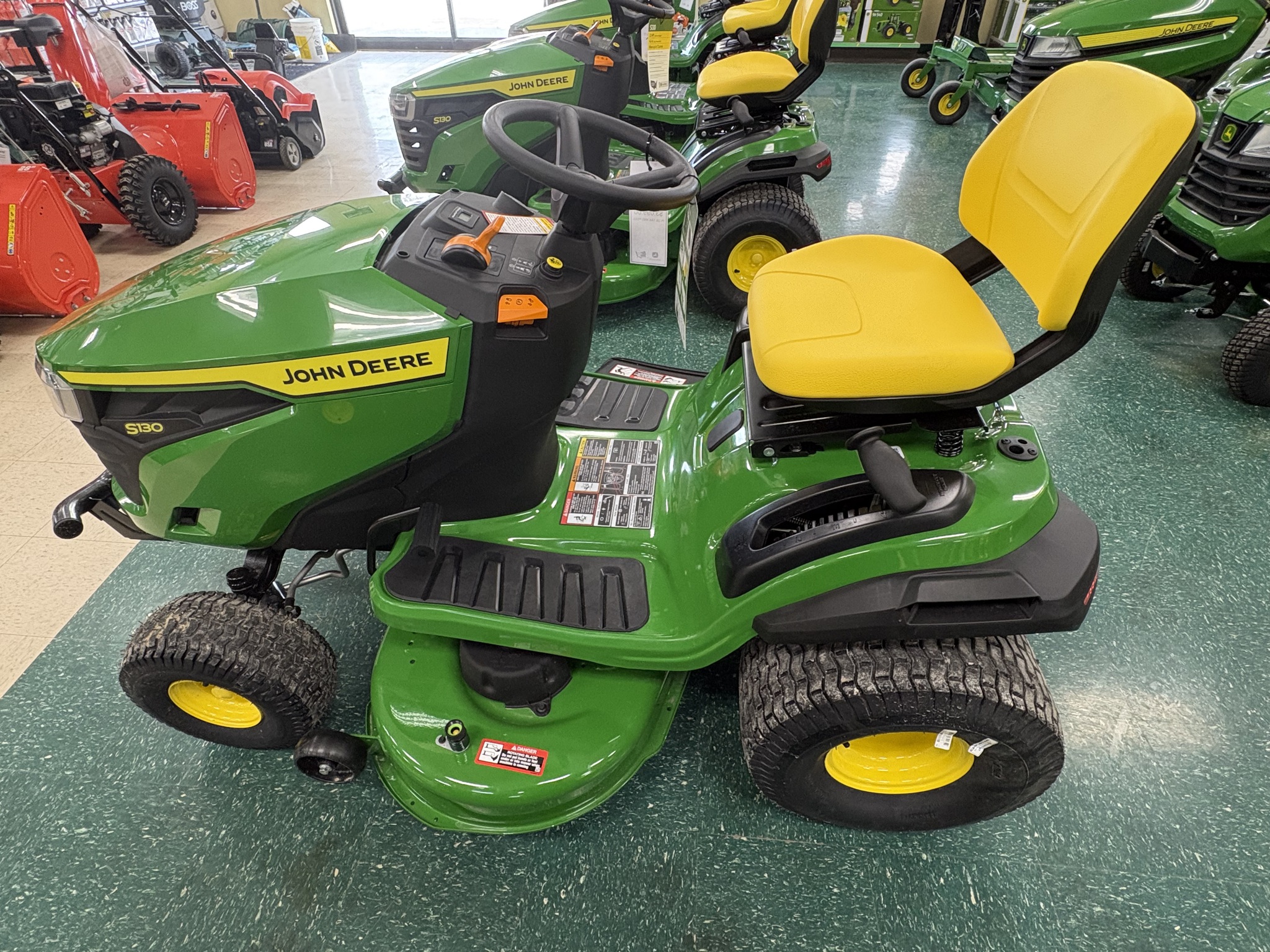 2026 John Deere S130 Image 7