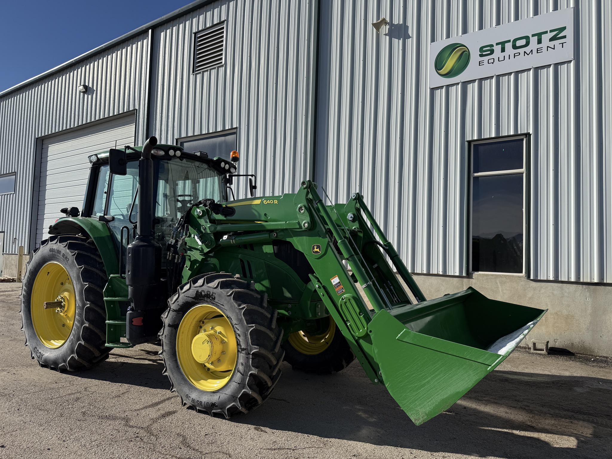 2022 John Deere 6145M Image 3