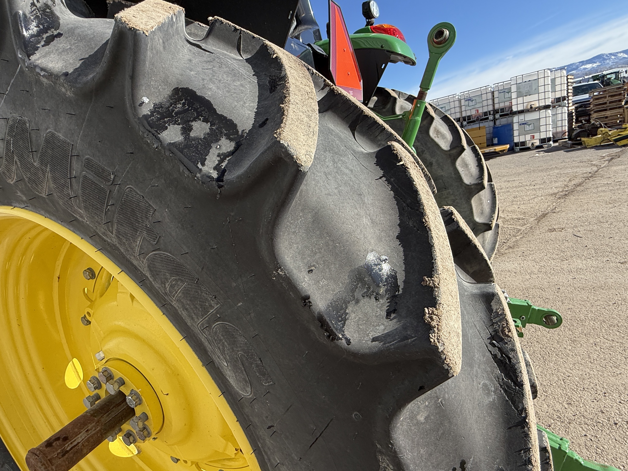 2022 John Deere 6145M Image 12