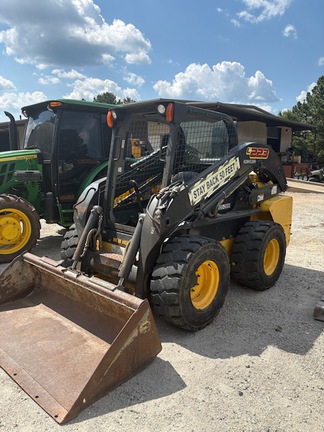 2013 New Holland L223