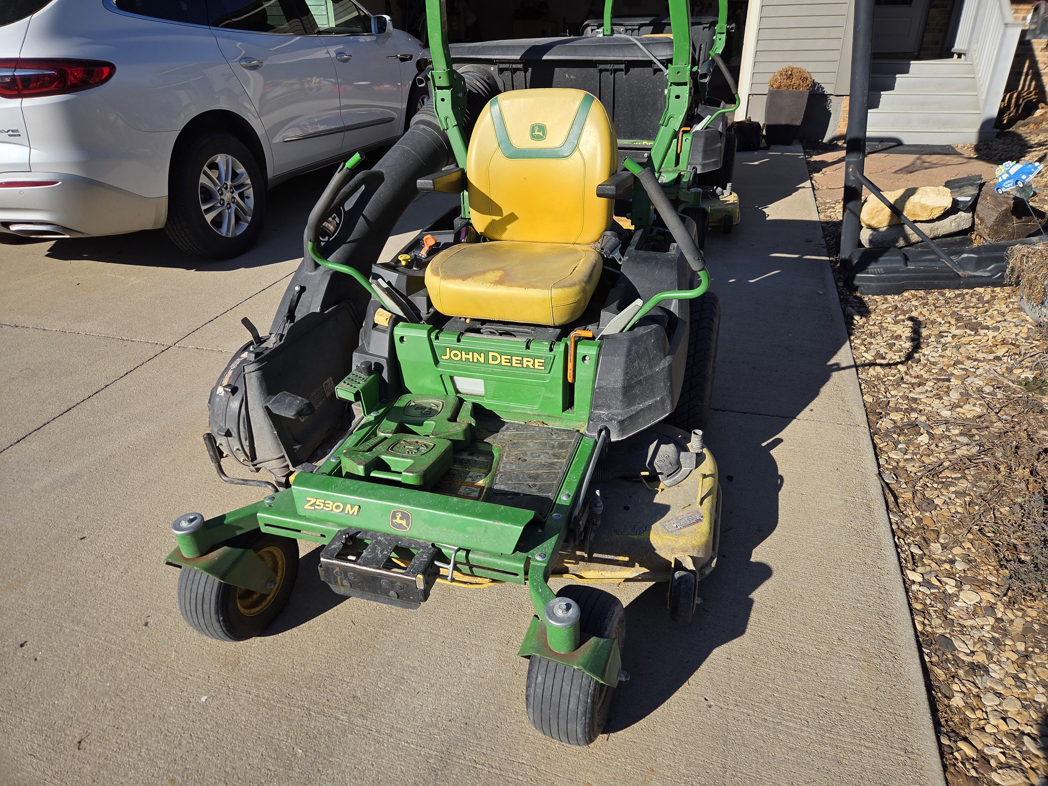 2022 John Deere Z530M Image 1