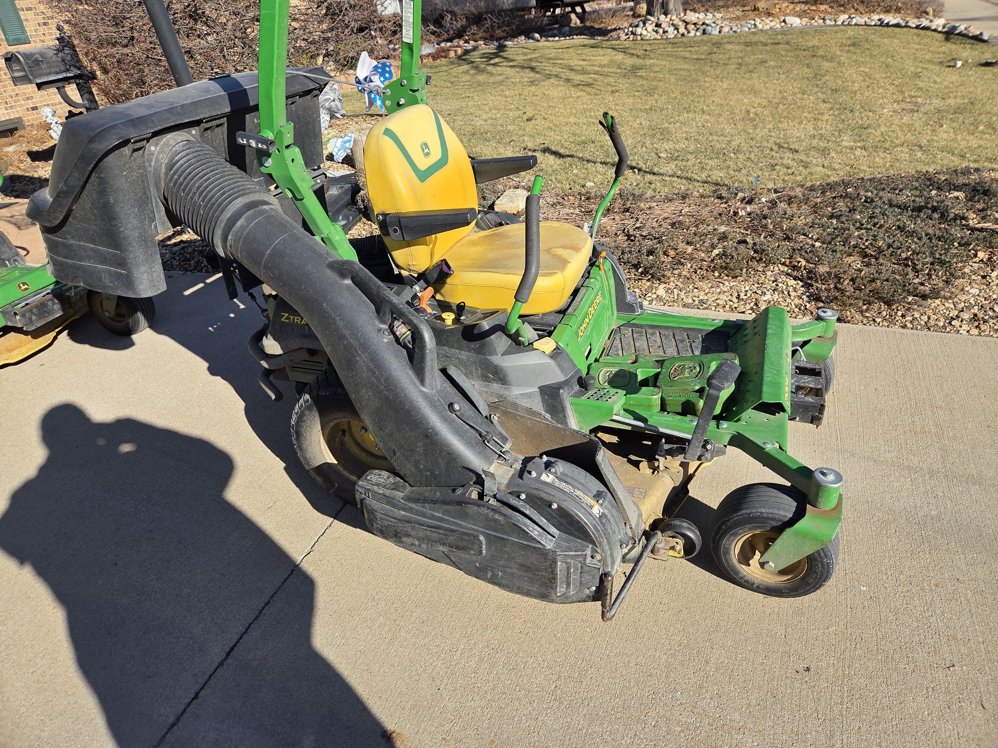2022 John Deere Z530M Image 2