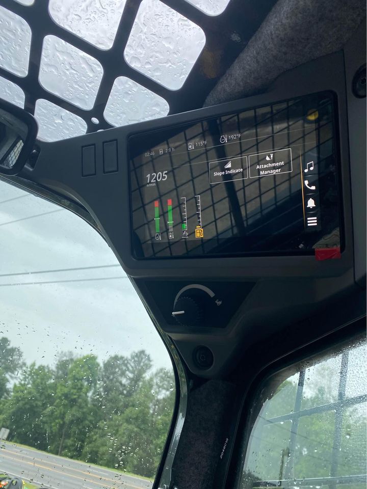 2026 John Deere 333 P Image 5