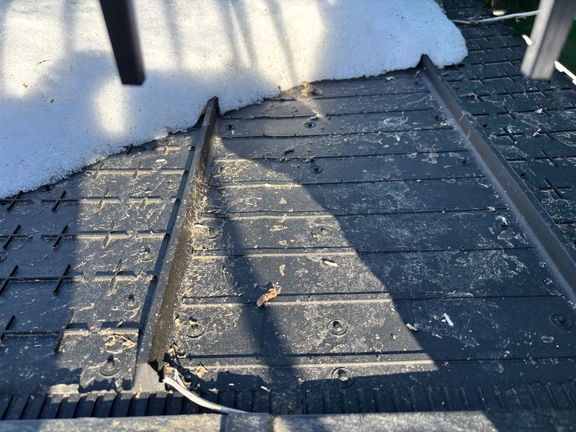 Used 2025 John Deere RDF 40 Combine Platforms at Koenig Equipment in Greensburg, IN - Photo2