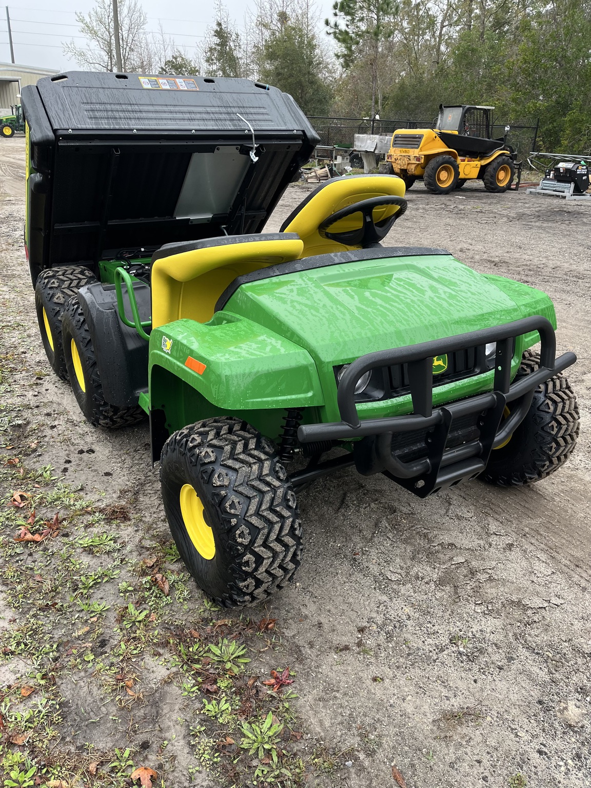2026 John Deere 6X4 Image 6