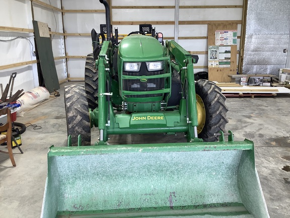 Photo of 2021 John Deere 5090E