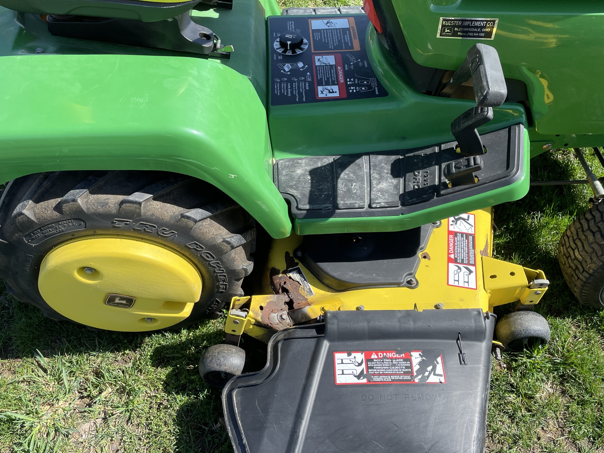 1998 John Deere 345 Image 4